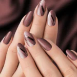 tendências de unhas marrons